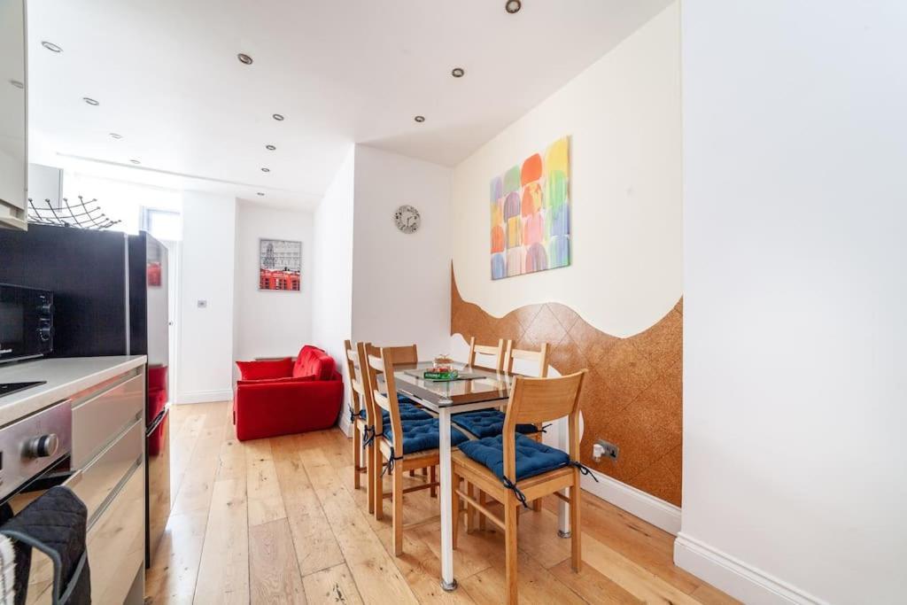 Spacious Retreat 2-Bed In Popular Camden Town Λονδίνο Εξωτερικό φωτογραφία